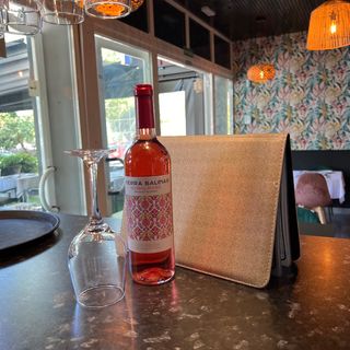 House Rose wine