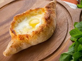 Хачапурі по-аджарськи (150г)