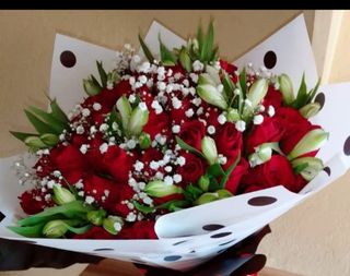 50 pcs Astor Red Bouquet 