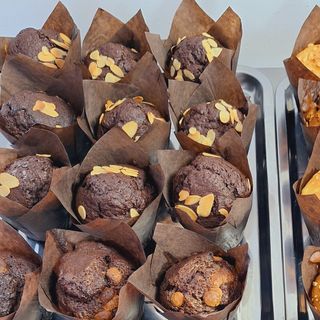 Brioșe  ciocolata și migdale 