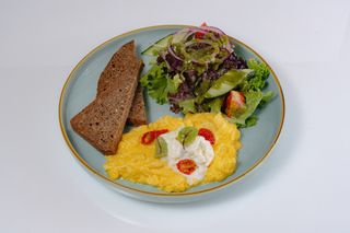 Скрембл со страчателлой (290 г)