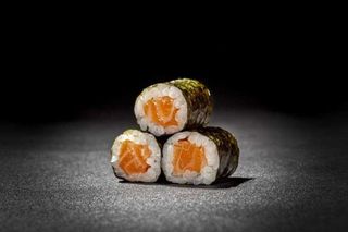 301. Hosomaki salmone - 4 pezzi