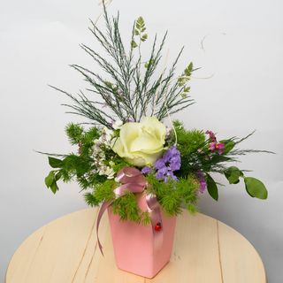 Aranžman Četvrtasta V