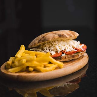 Angry sendvič 400gr + Palačinka sa Nutellom i plazmom + Pepsi 0.33l