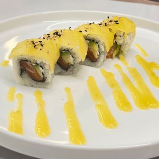 169 Uramaki mango 4pzs