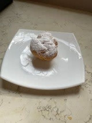 Bignè alla crema pasticcera - 1 pezzo