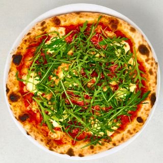 Salami pod Rukolą Pizza 40 cm