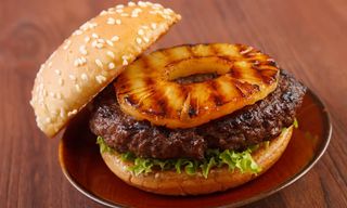 Menu hamburguesa hawaiana