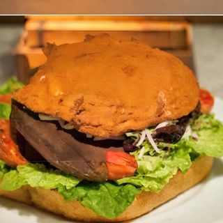 Cachopo especial de la casa flor primavera