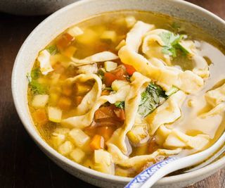 24 Spaghetti ramen - spaghetti in brodo 