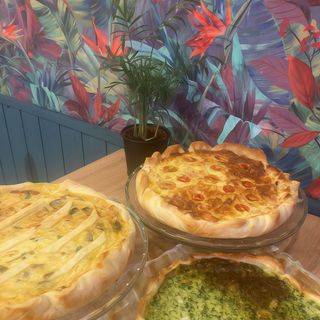 Quiche de jamón cocido, mozzarella y cherrys