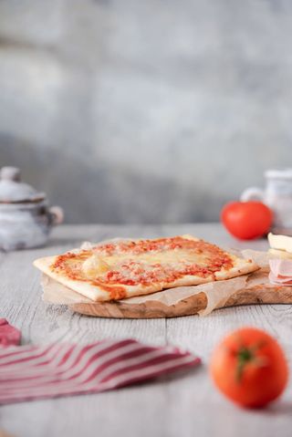 Mini pizza pečeno 200 gr