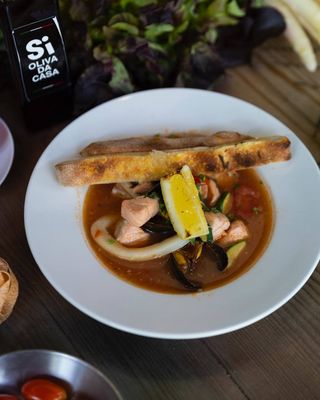 Zupa z owocami morza