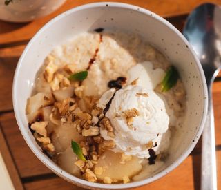 Ovsena kasa sa kruskom