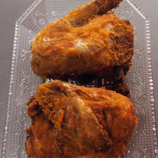 Pollo (3 Pzs.) Y Papas (1 Ud.)