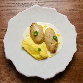 Мітболи з картопляним пюре