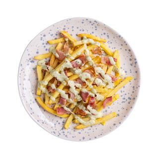 Frytki ze Smażonym Boczkiem