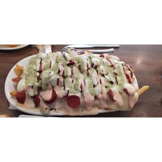 Salchipapa Clásica Compartir  (2 o 3 personas)