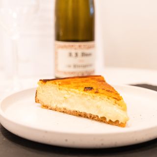 Tarta de Queso Cabrales y Chocolate Blanco