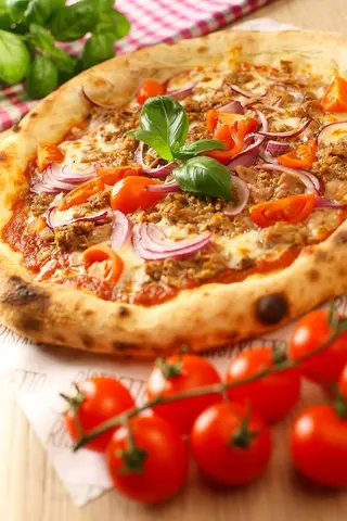 Pizza Tonno