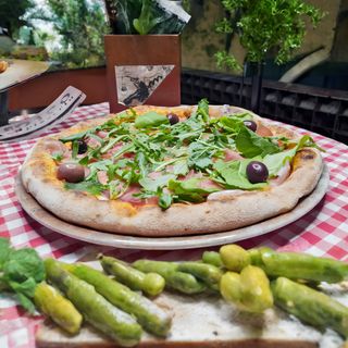 Prosciutto Montenegro pizza 32cm