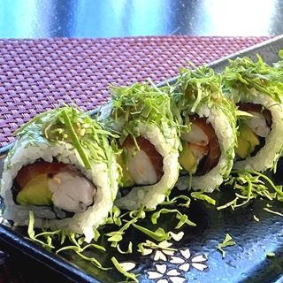 38.- Sushi Marinado (8 Uds.)