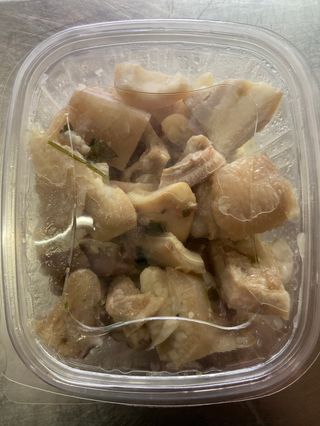 Oreja a la vinagreta 