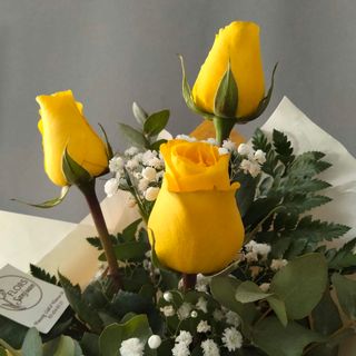 Rosa amarilla 3 unidades