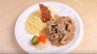Бефстроганов с пюре  1 пор Доставка