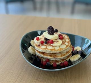 Pancake Con Frutas
