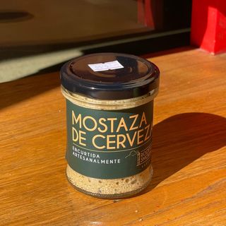 Mostaza de cerveza