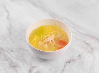 Куриный суп с лапшой