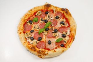 Піца Капрічоза