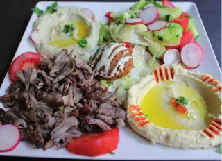 Combinado shawarma con ensalada (sin gluten/halal) - مشكل شاورما