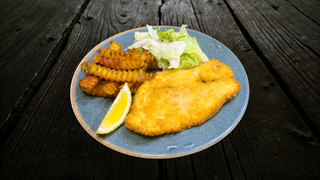 ქათმის შნიცელი კარტოფილით