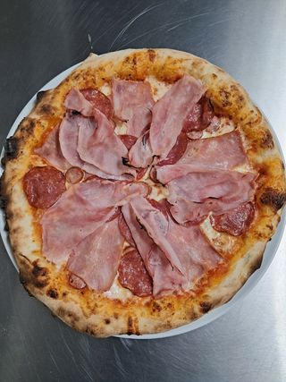 Pizza Quattro Carni Ø32cm