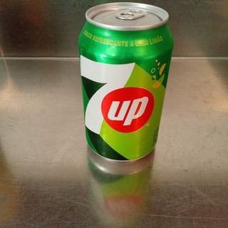 7Up lata