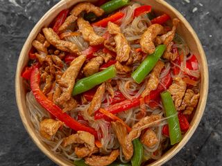 Фунчоза з куркою