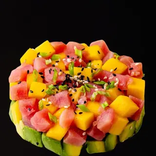 Tartar del salmón tropical