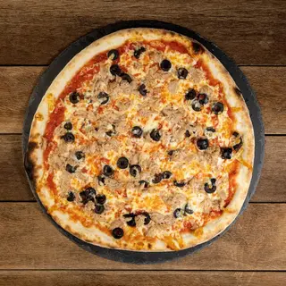 Pizza Al Tonno (33 cm.)