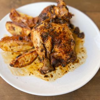 Medio Pollo con patatas deluxe 