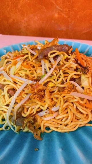 34. Wok De Tallarines Con Ternera Salsa Teriyaki