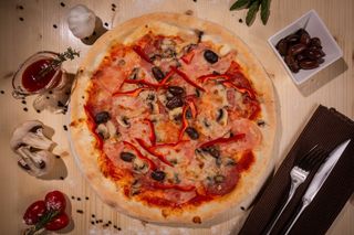 Pizza Capricciosa
