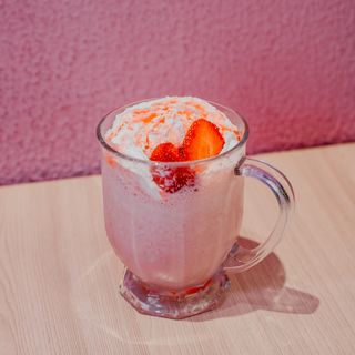 Клубничный