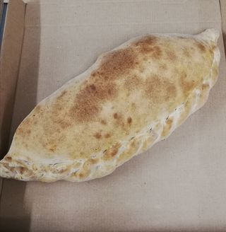 Calzone 4 Embutidos 33