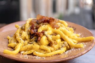 Strozzapreti alla carbonara