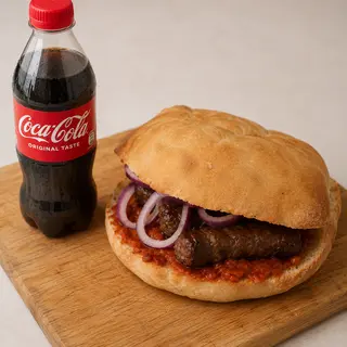 Ćevapčići 5 komada + Coca-Cola 0.5l