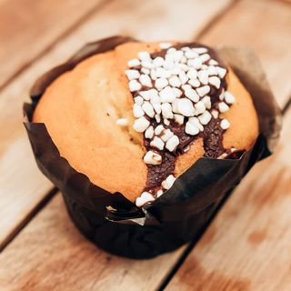 Muffin Con Crema De Chocolate