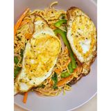 Sunny side vegetable noodles