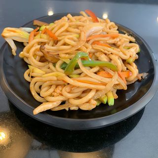 Udon Frito Con Pollo